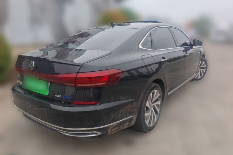 Used Volkswagen Passat New Energy 2022 430 PHEV Hybrid Luxury Edition Rear Right 45 Deg