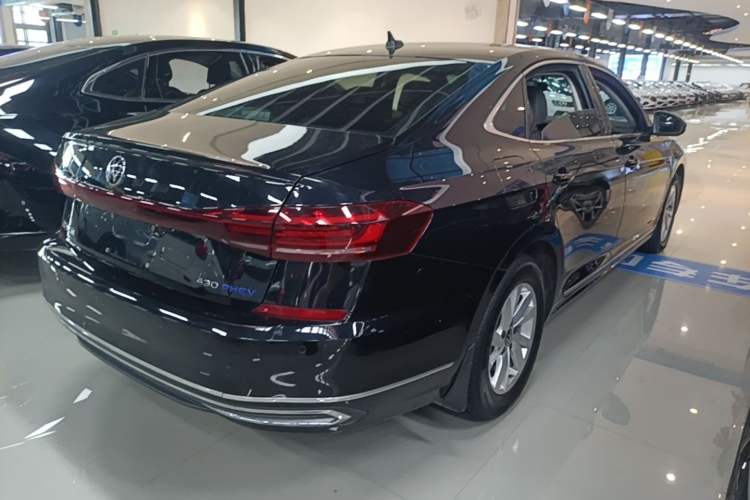 Used Volkswagen Passat New Energy 2022 430 PHEV Hybrid Business Edition Rear Right 45 Deg