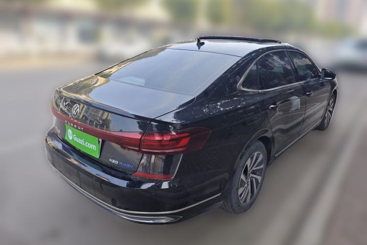 Used Volkswagen Passat New Energy 2022 430 PHEV Hybrid Elite Edition Rear Right 45 Deg