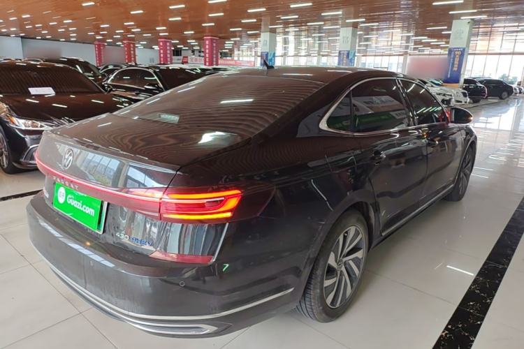 Used Volkswagen Passat New Energy 2022 430 PHEV Hybrid Elite Edition Rear Right 45 Deg