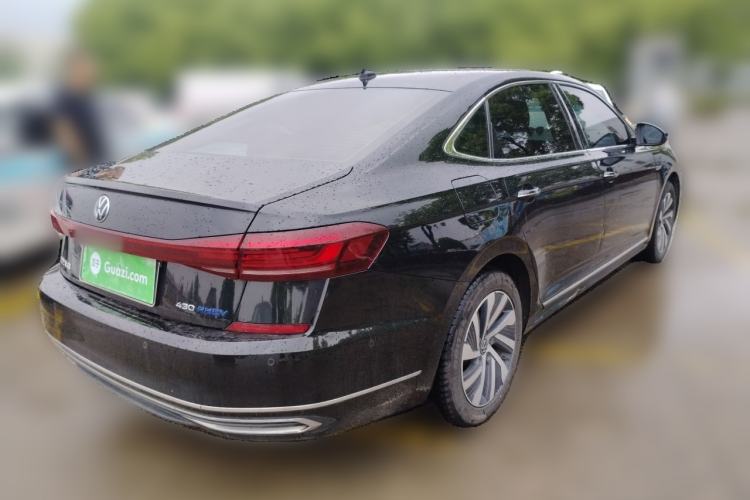 Used Volkswagen Passat New Energy 2022 430 PHEV Hybrid Luxury Edition Rear Right 45 Deg
