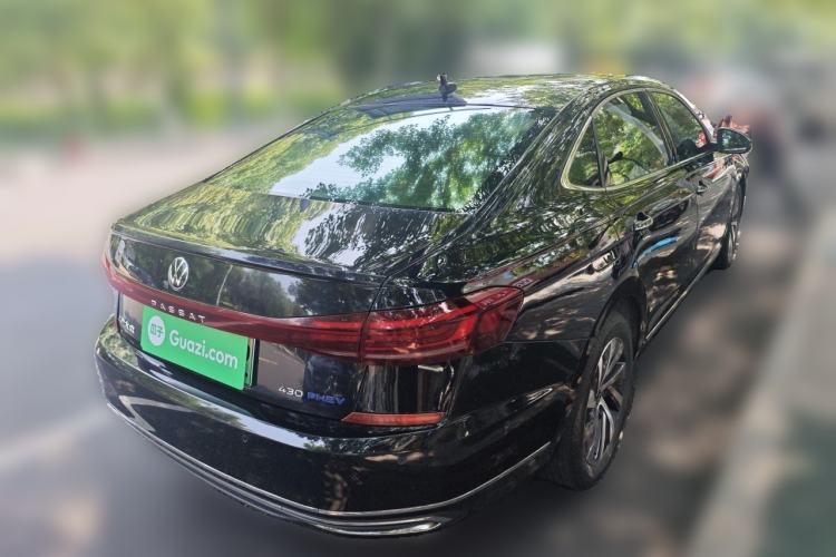Used Volkswagen Passat New Energy 2022 430 PHEV Hybrid Luxury Edition Rear Right 45 Deg