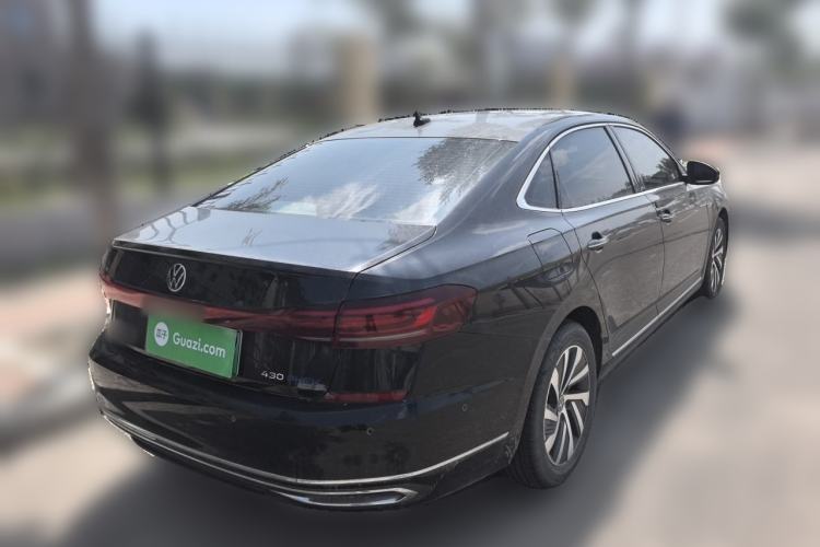 Used Volkswagen Passat New Energy 2022 430 PHEV Hybrid Luxury Edition Rear Right 45 Deg