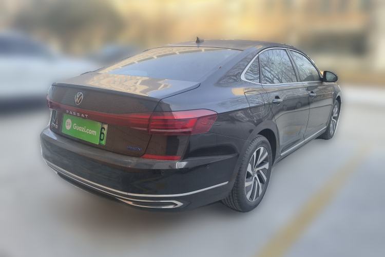Used Volkswagen Passat New Energy 2022 430 PHEV Hybrid Luxury Edition Rear Right 45 Deg