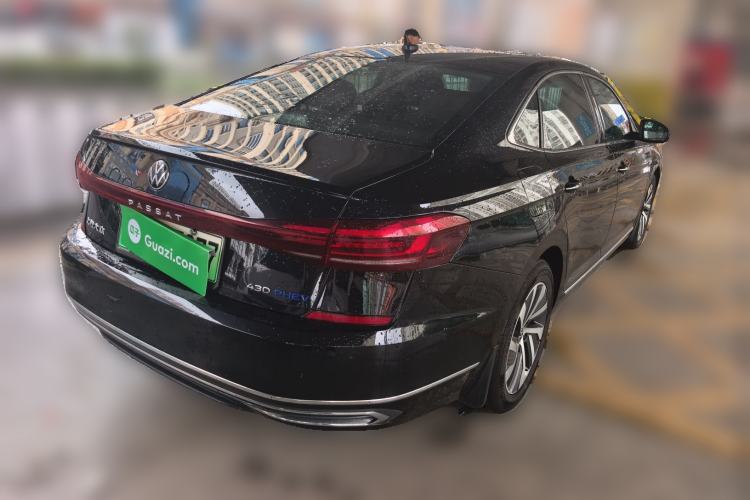 Used Volkswagen Passat New Energy 2022 430 PHEV Hybrid Luxury Edition Rear Right 45 Deg