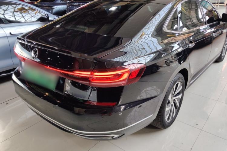 Used Volkswagen Passat New Energy 2022 430 PHEV Hybrid Elite Edition Rear Right 45 Deg