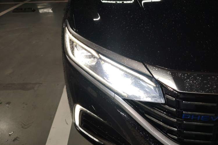 Used Volkswagen Passat New Energy 2022 430 PHEV Hybrid Luxury Edition Right Front Headlight
