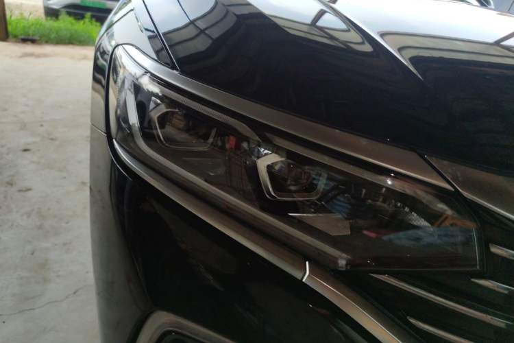 Used Volkswagen Passat New Energy 2022 430 PHEV Hybrid Luxury Edition Right Front Headlight