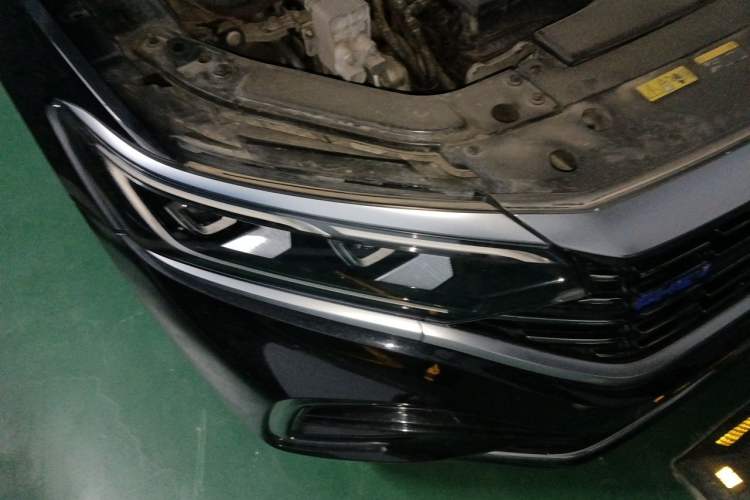 Used Volkswagen Passat New Energy 2022 430 PHEV Hybrid Luxury Edition Right Front Headlight