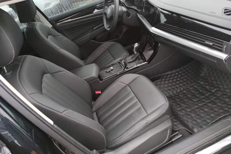 Used Volkswagen Passat New Energy 2022 430 PHEV Hybrid Business Edition Right Front Seat