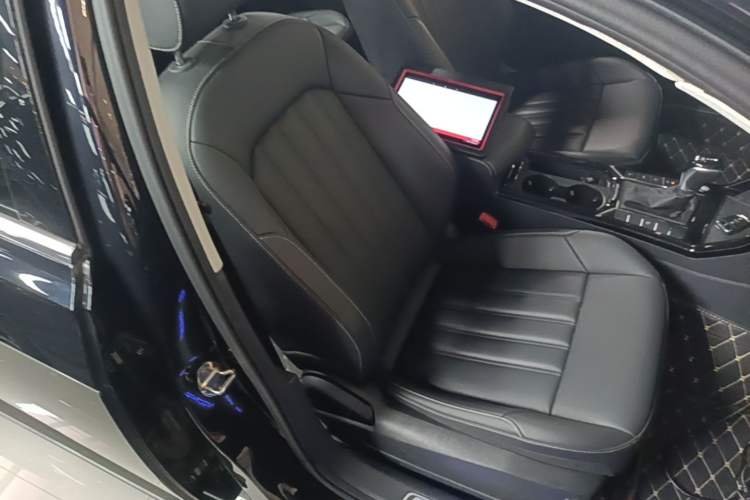 Used Volkswagen Passat New Energy 2022 430 PHEV Hybrid Business Edition Right Front Seat