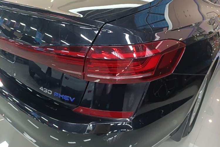 Used Volkswagen Passat New Energy 2022 430 PHEV Hybrid Business Edition Right Rear Taillight