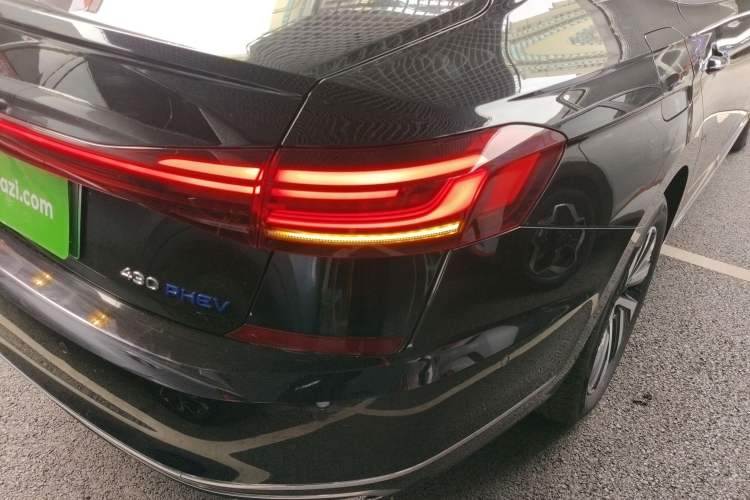 Used Volkswagen Passat New Energy 2022 430 PHEV Hybrid Luxury Edition Right Rear Taillight
