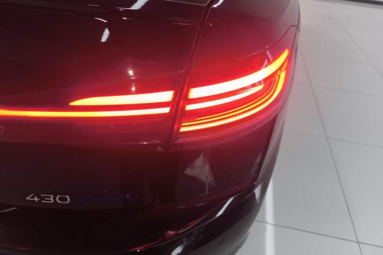 Used Volkswagen Passat New Energy 2022 430 PHEV Hybrid Elite Edition Right Rear Taillight