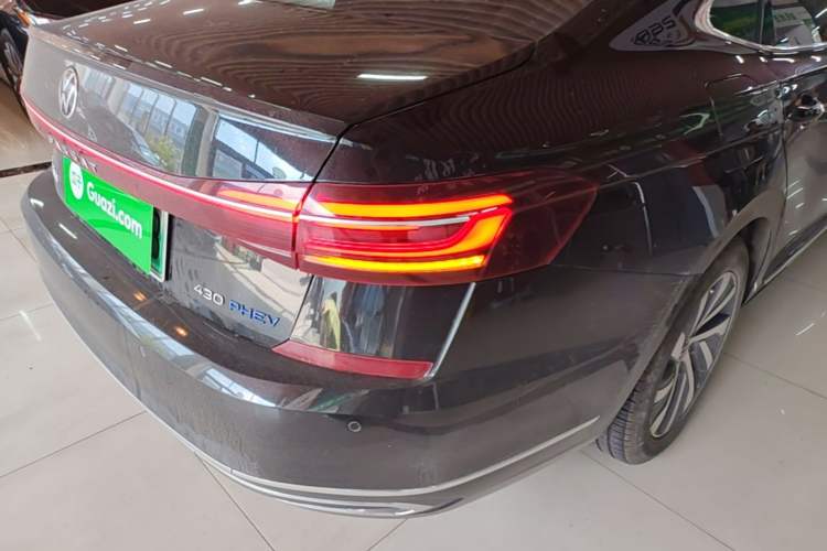 Used Volkswagen Passat New Energy 2022 430 PHEV Hybrid Elite Edition Right Rear Taillight