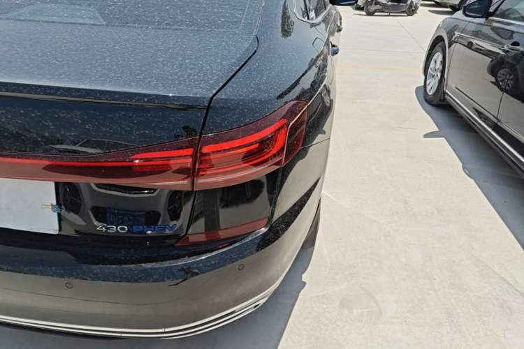 Used Volkswagen Passat New Energy 2022 430 PHEV Hybrid Business Edition Right Rear Taillight