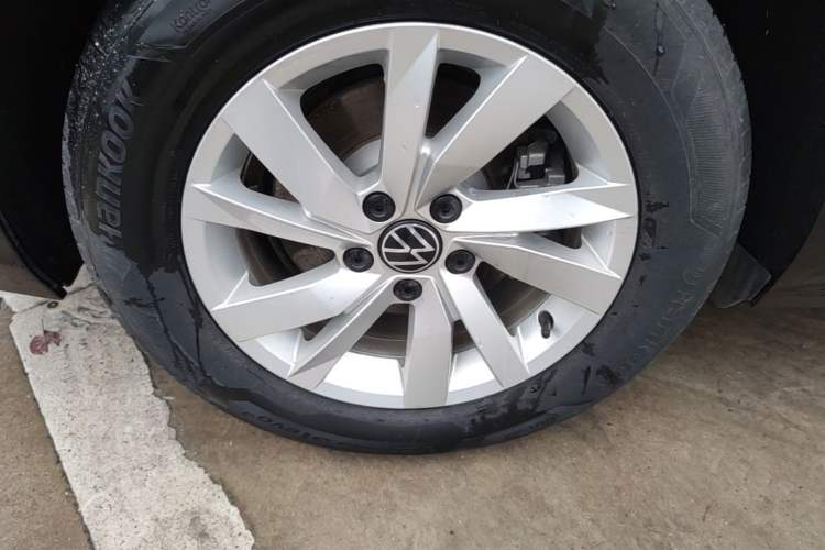 Used Volkswagen Passat New Energy 2022 430 PHEV Hybrid Business Edition Right Rear Wheel Hub