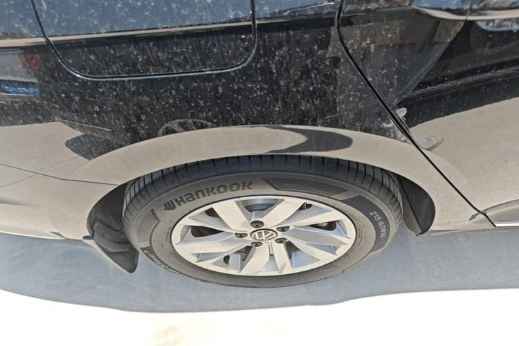 Used Volkswagen Passat New Energy 2022 430 PHEV Hybrid Business Edition Right Rear Wheel Hub
