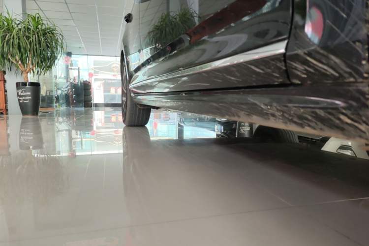Used Volkswagen Passat New Energy 2022 430 PHEV Hybrid Elite Edition Right Side Sill