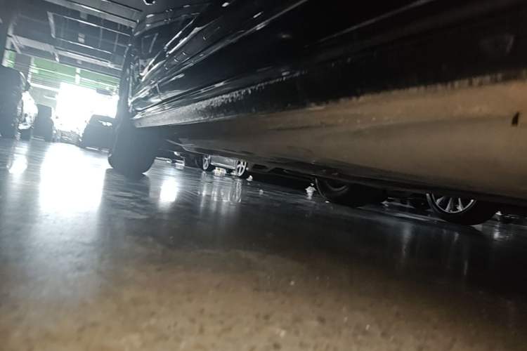 Used Volkswagen Passat New Energy 2022 430 PHEV Hybrid Business Edition Right Side Sill