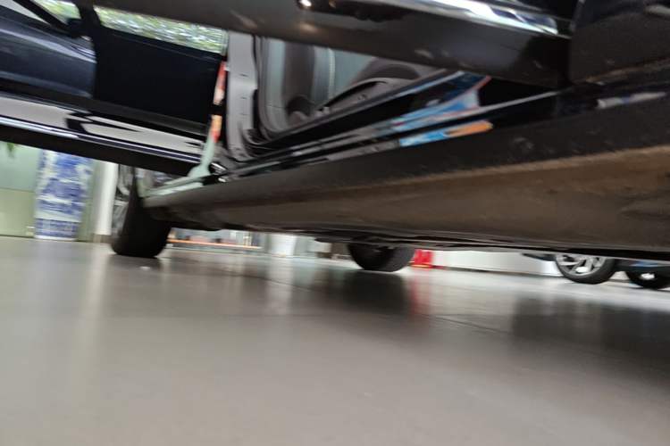 Used Volkswagen Passat New Energy 2022 430 PHEV Hybrid Elite Edition Right Side Sill