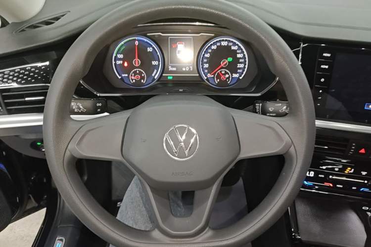 Used Volkswagen Passat New Energy 2022 430 PHEV Hybrid Business Edition Steering Wheel