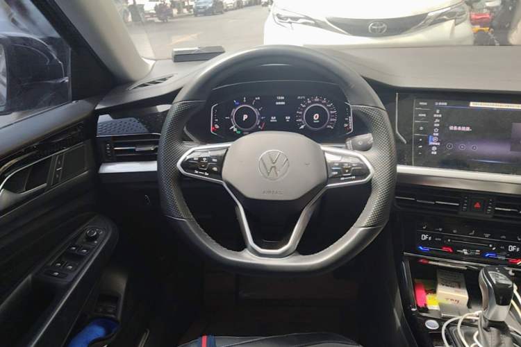 Used Volkswagen Passat New Energy 2022 430 PHEV Hybrid Luxury Edition Steering Wheel