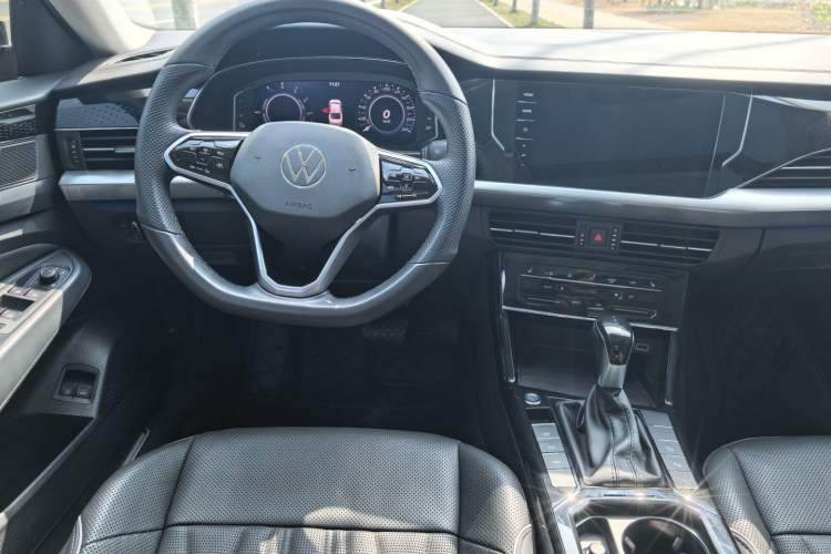 Used Volkswagen Passat New Energy 2022 430 PHEV Hybrid Luxury Edition Steering Wheel