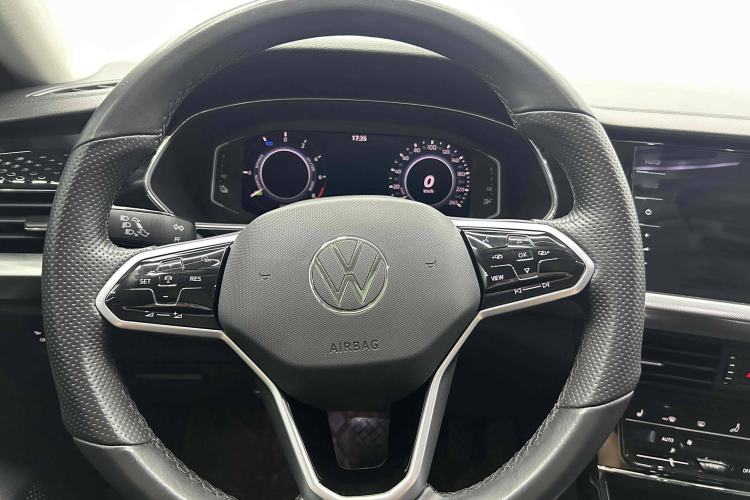 Used Volkswagen Passat New Energy 2022 430 PHEV Hybrid Elite Edition Steering Wheel