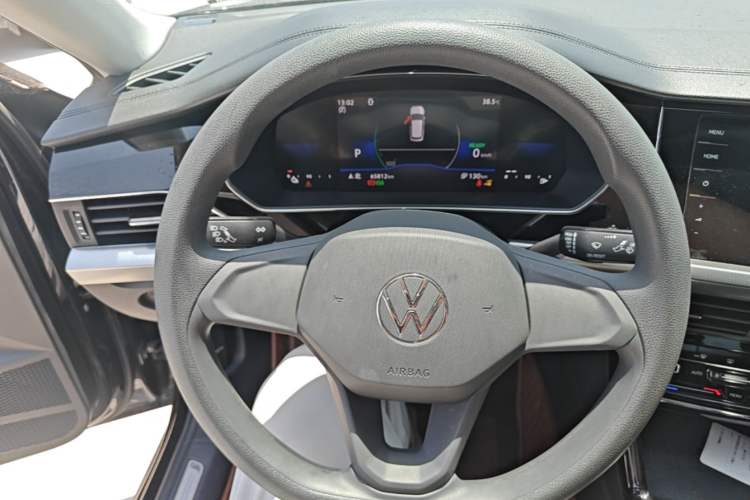 Used Volkswagen Passat New Energy 2022 430 PHEV Hybrid Business Edition Steering Wheel