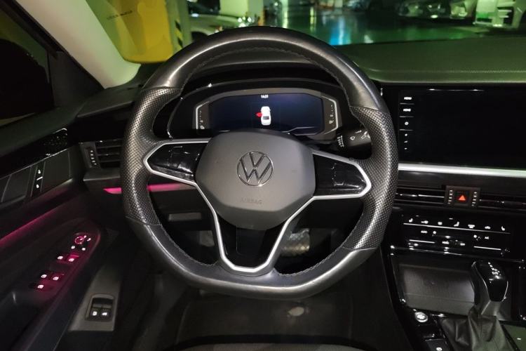 Used Volkswagen Passat New Energy 2022 430 PHEV Hybrid Luxury Edition Steering Wheel