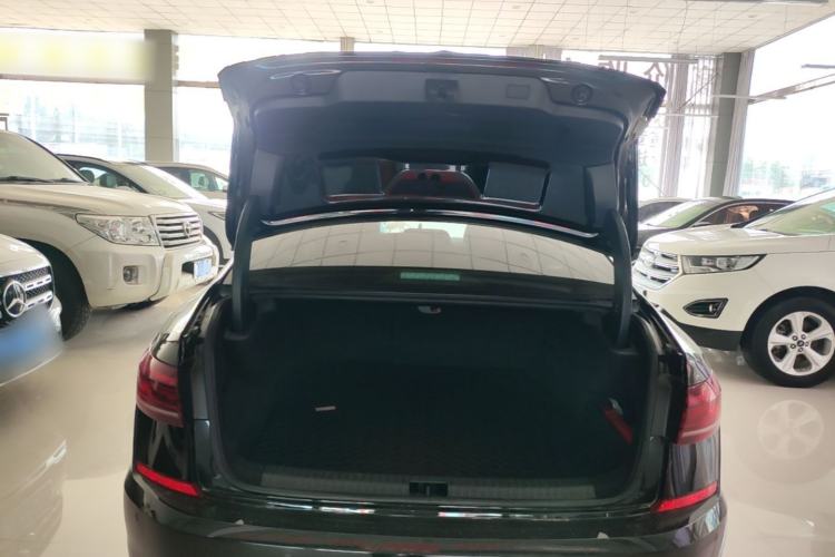 Used Volkswagen Passat New Energy 2022 430 PHEV Hybrid Elite Edition Trunk