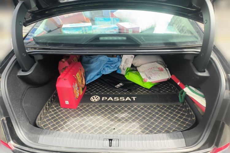 Used Volkswagen Passat New Energy 2022 430 PHEV Hybrid Elite Edition Trunk