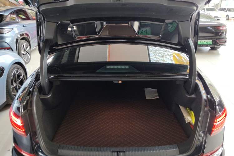 Used Volkswagen Passat New Energy 2022 430 PHEV Hybrid Elite Edition Trunk