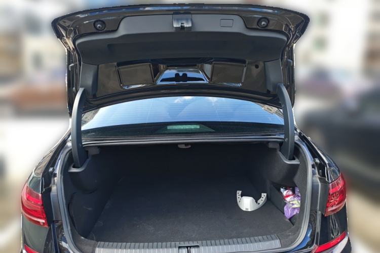 Used Volkswagen Passat New Energy 2022 430 PHEV Hybrid Luxury Edition Trunk