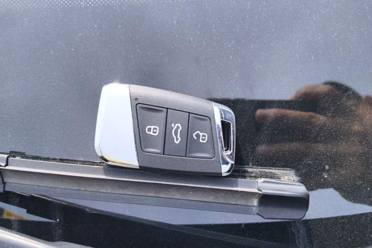 Used Volkswagen Passat New Energy 2022 430 PHEV Hybrid Elite Edition Vehicle Key