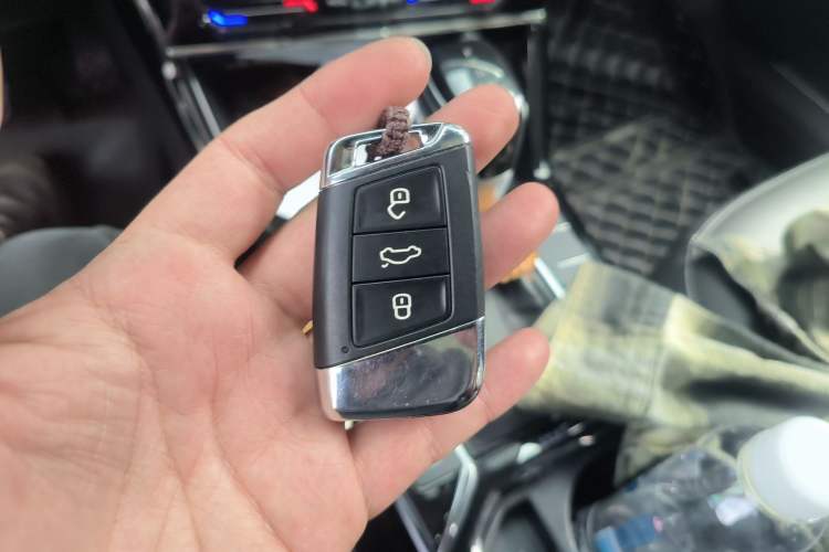 Used Volkswagen Passat New Energy 2022 430 PHEV Hybrid Elite Edition Vehicle Key