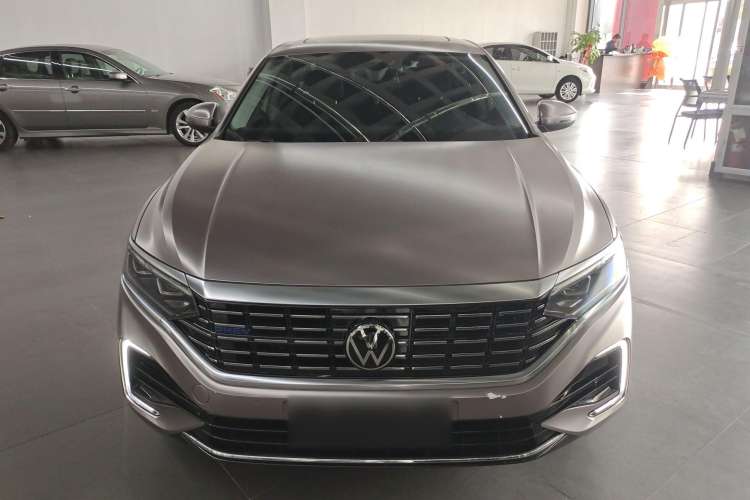 Used Volkswagen Passat New Energy 2022 430 PHEV Hybrid Luxury Edition Front