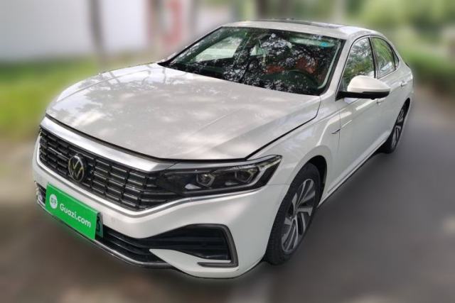 Ojetý Volkswagen Passat New Energy 2022 430 PHEV Hybrid Luxury Edition