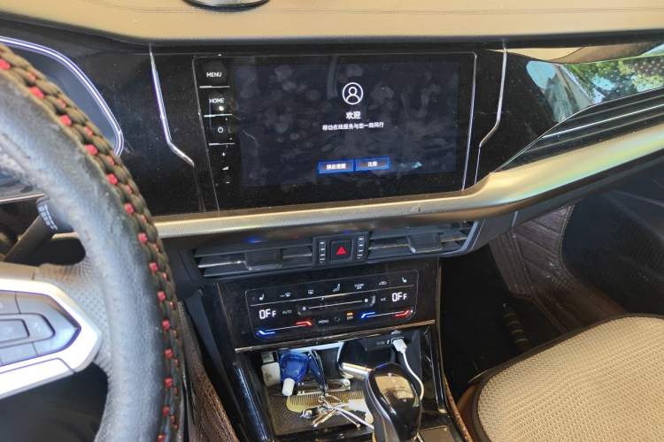 Used Volkswagen Passat New Energy 2022 430 PHEV Hybrid Luxury Edition Audio And AC Panel