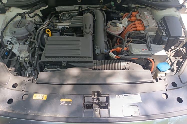 Used Volkswagen Passat New Energy 2022 430 PHEV Hybrid Luxury Edition Engine Bay