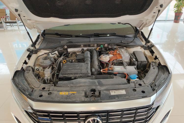 Used Volkswagen Passat New Energy 2022 430 PHEV Hybrid Luxury Edition Engine Bay