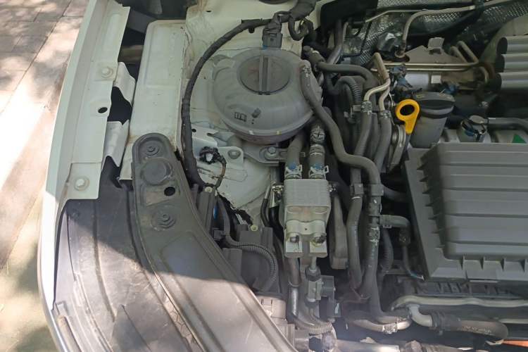 Used Volkswagen Passat New Energy 2022 430 PHEV Hybrid Luxury Edition Engine Bay Right