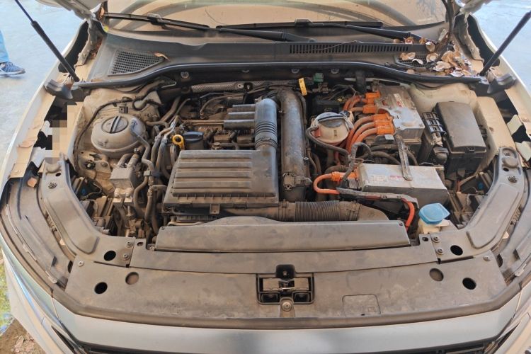 Used Volkswagen Passat New Energy 2022 430 PHEV Hybrid Luxury Edition Engine Bay