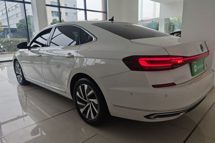 Used Volkswagen Passat New Energy 2022 430 PHEV Hybrid Luxury Edition Exterior 3