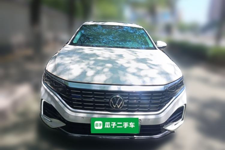 Used Volkswagen Passat New Energy 2022 430 PHEV Hybrid Luxury Edition Front
