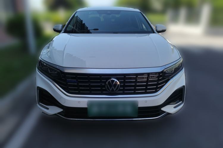 Used Volkswagen Passat New Energy 2022 430 PHEV Hybrid Luxury Edition Front