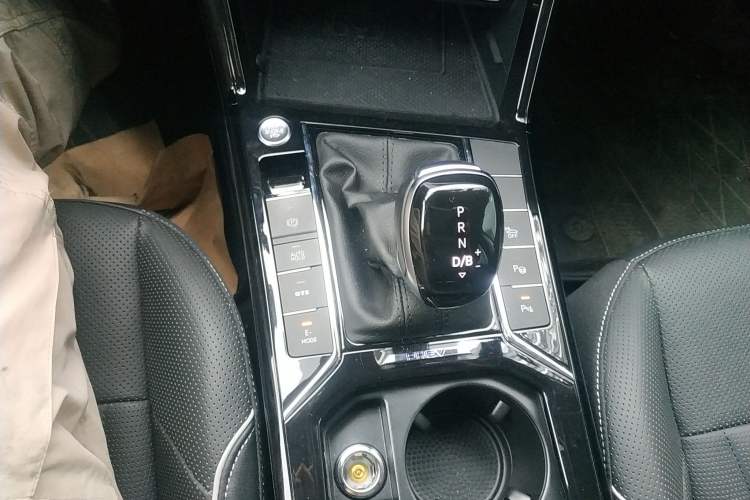 Used Volkswagen Passat New Energy 2022 430 PHEV Hybrid Luxury Edition Gear Lever