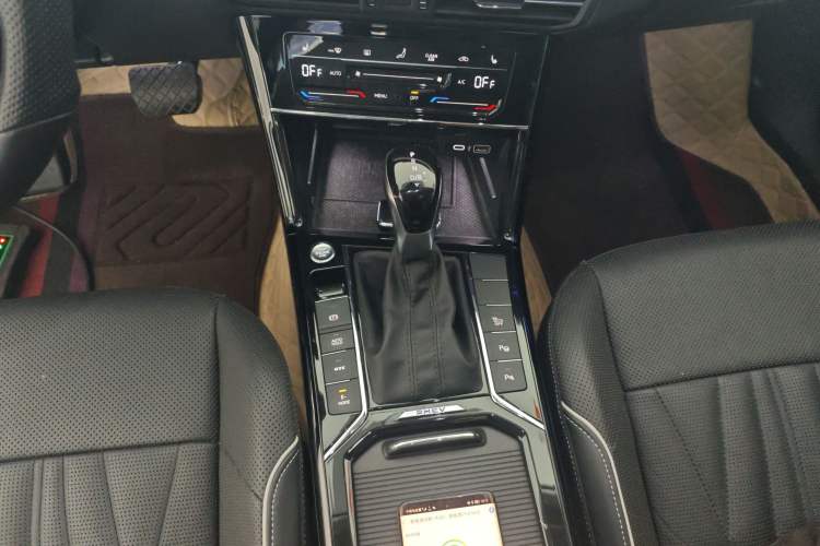 Used Volkswagen Passat New Energy 2022 430 PHEV Hybrid Luxury Edition Gear Lever