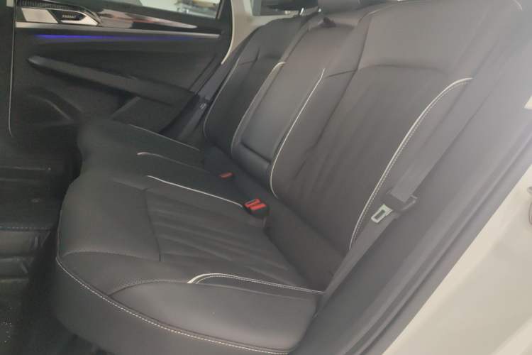 Used Volkswagen Passat New Energy 2022 430 PHEV Hybrid Luxury Edition Interior 1